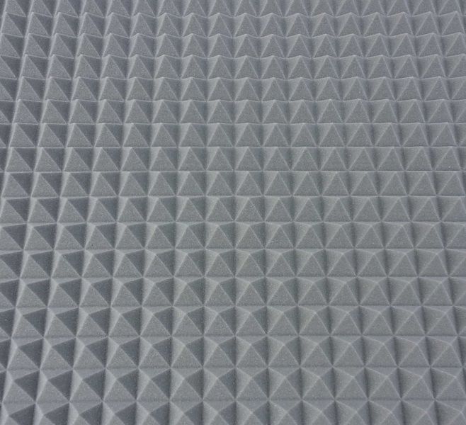 piramideschuim geluidsisolatie